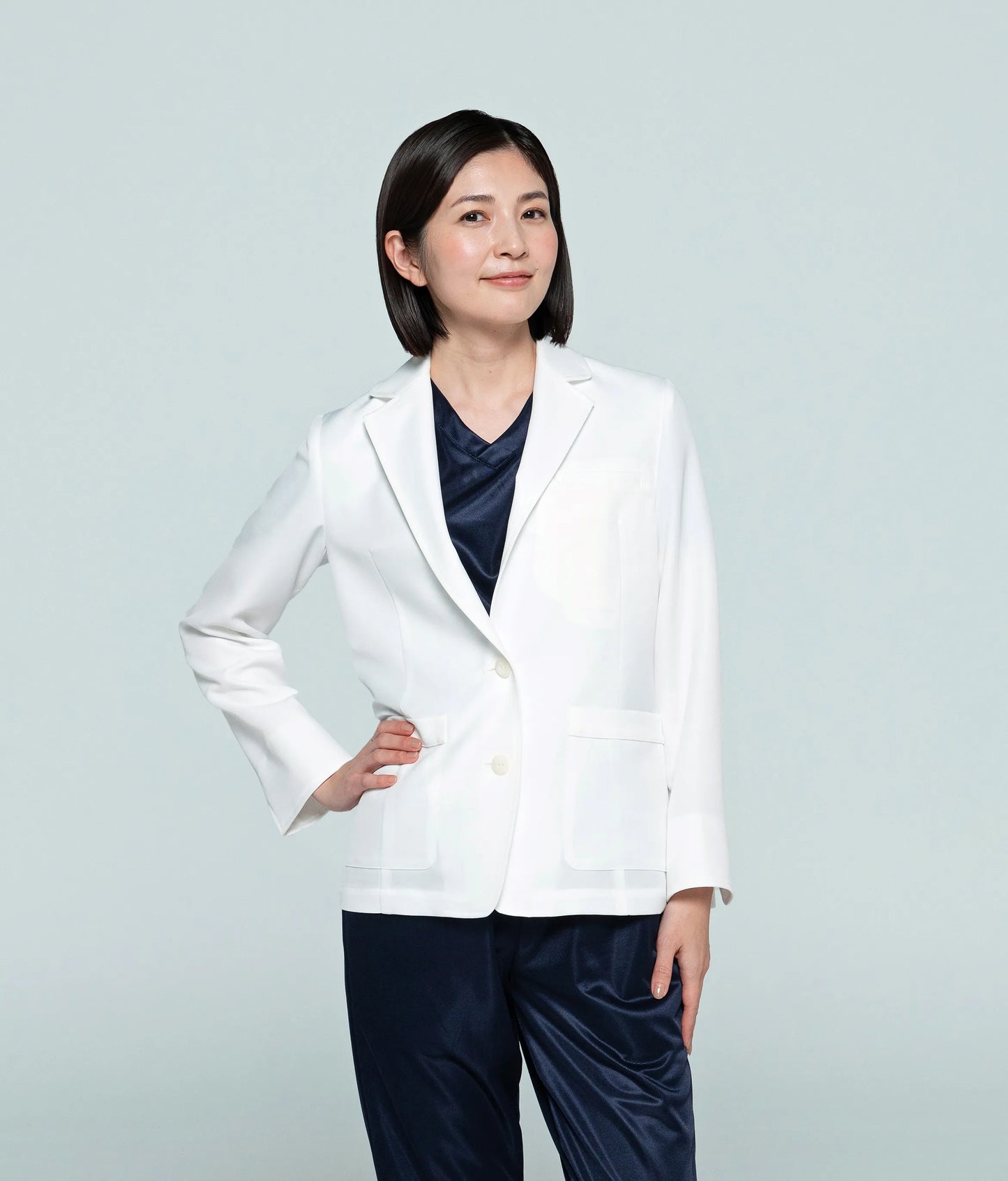 Mサイズ着用(モデル身長166cm) 着用インナー:PD0002