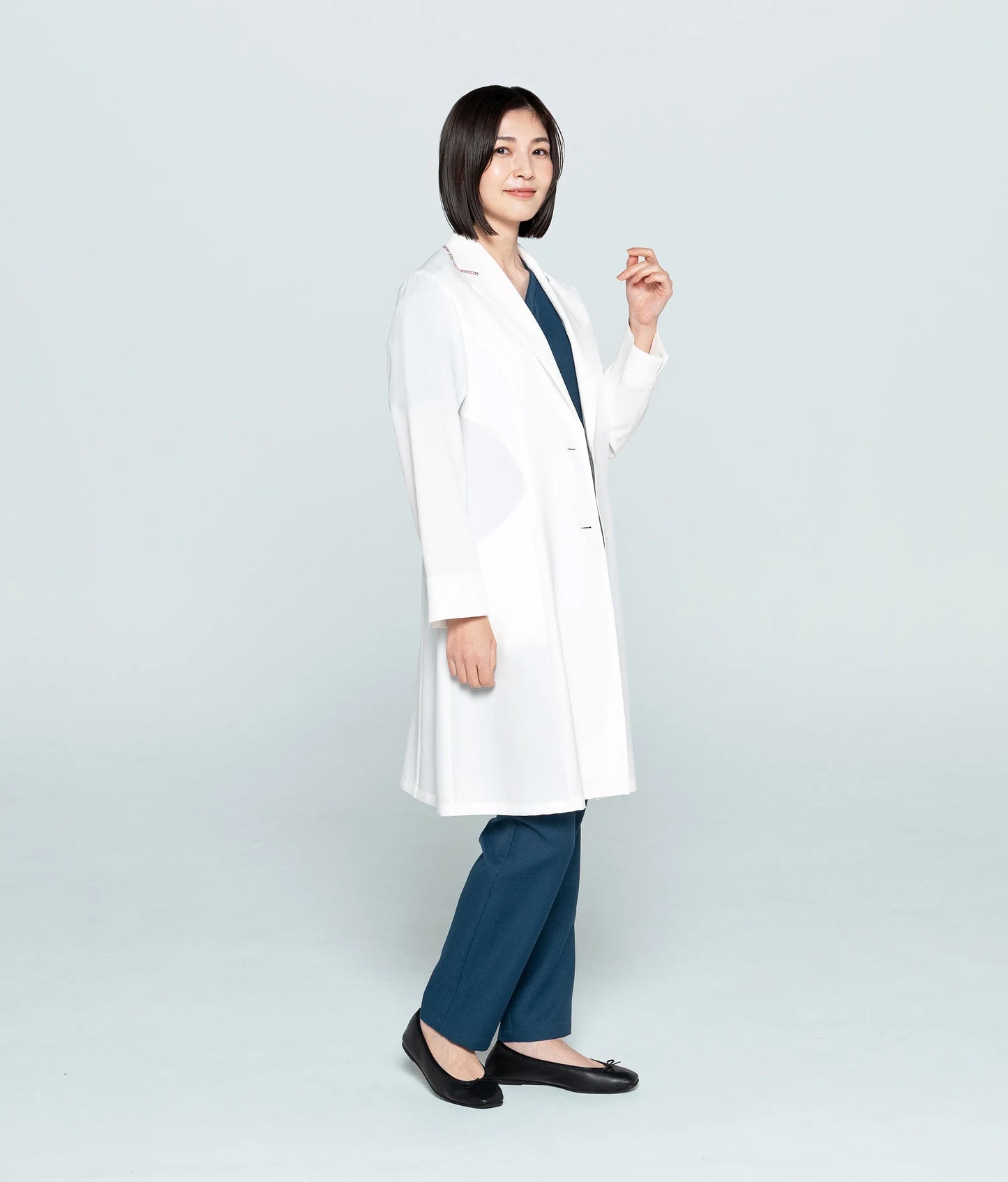 Mサイズ着用(モデル身長166cm)着用インナー:PD0001