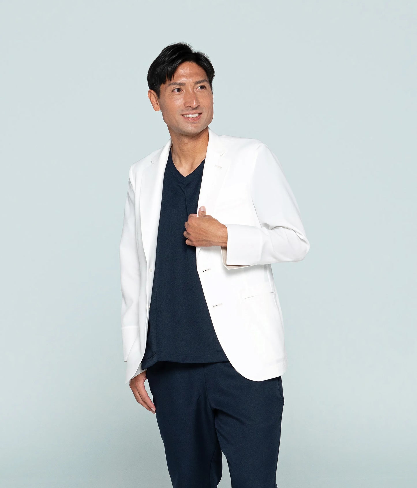 Lサイズ着用(モデル身長180cm)着用インナー:PD0001