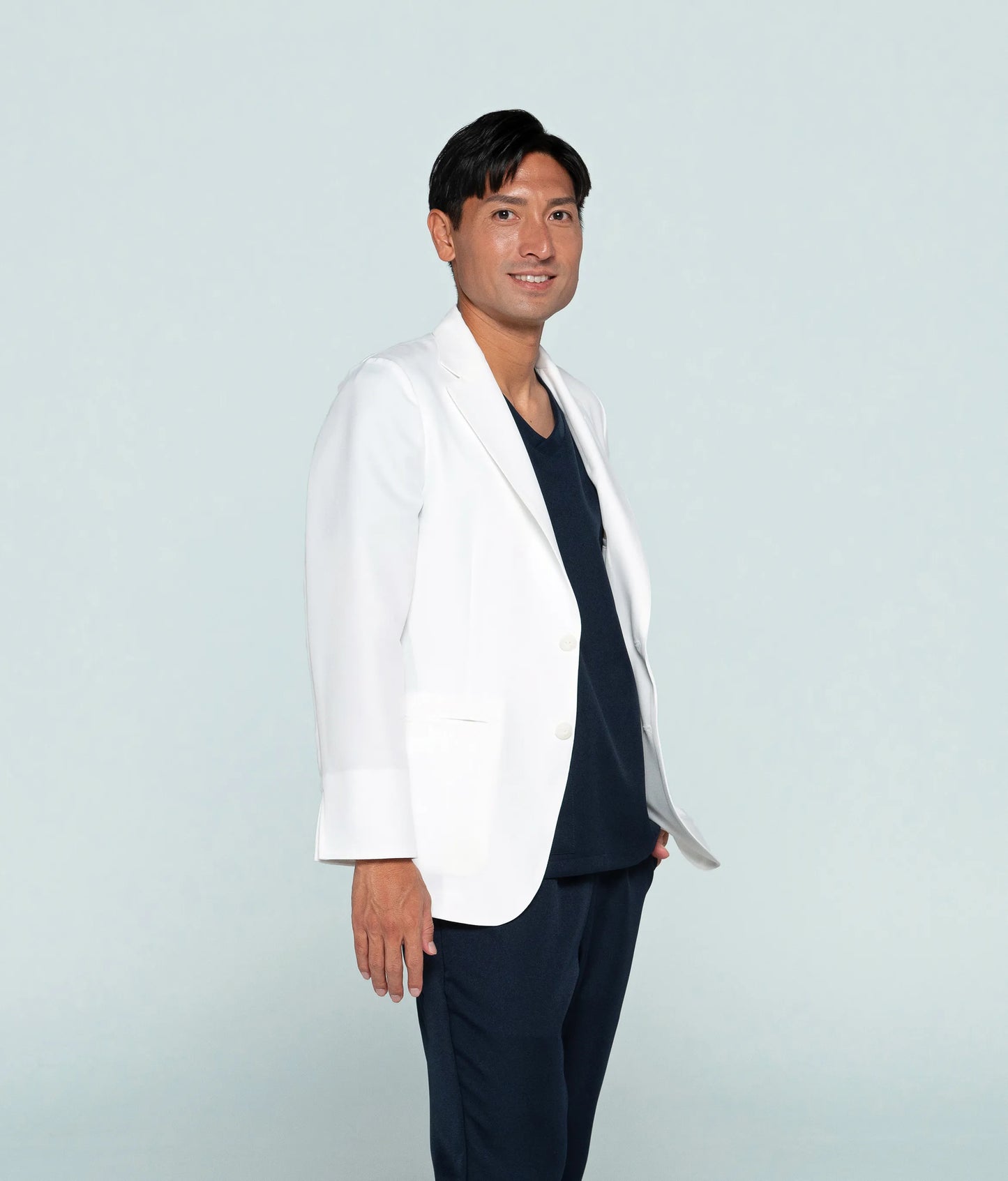 Lサイズ着用(モデル身長180cm)着用インナー:PD0001